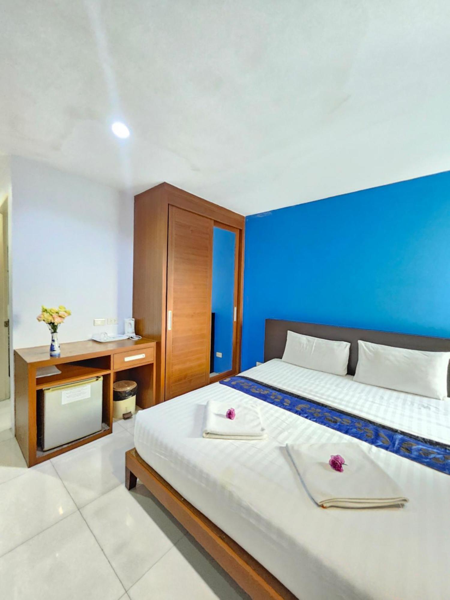 La Xenia Hotel Kata Beach Екстер'єр фото